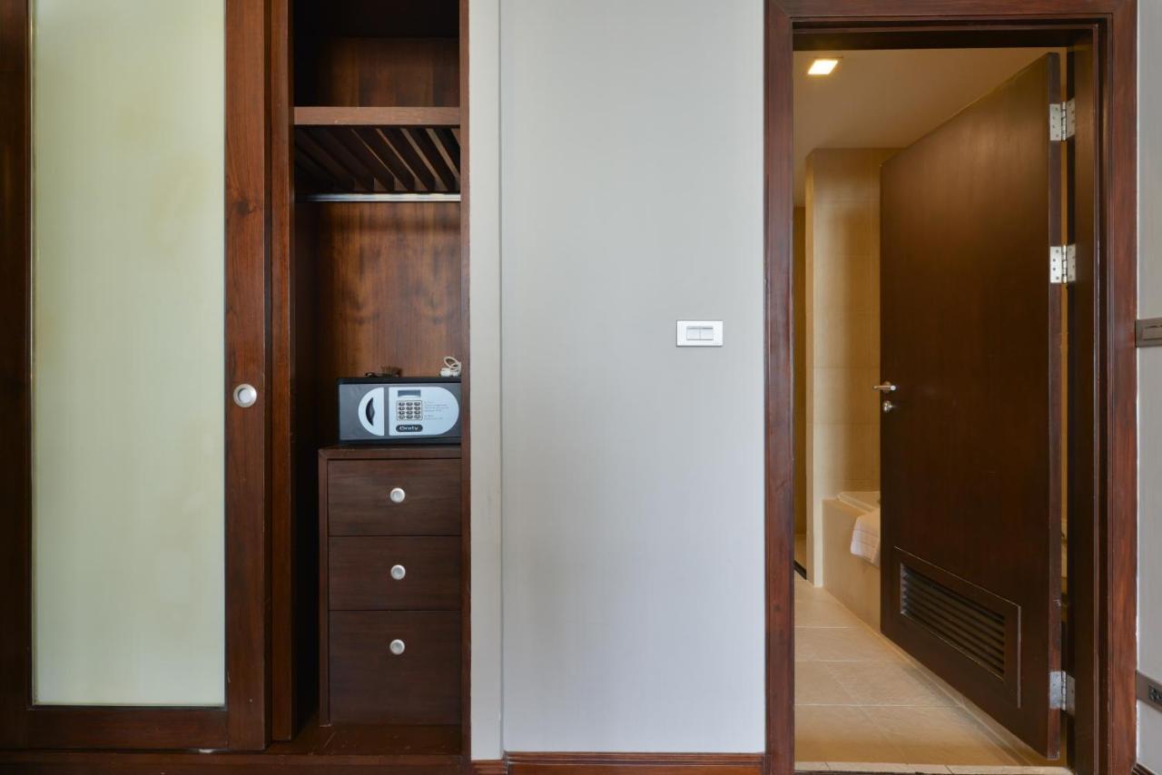 Grand Asoke Suites Boutique Residence Бангкок Экстерьер фото