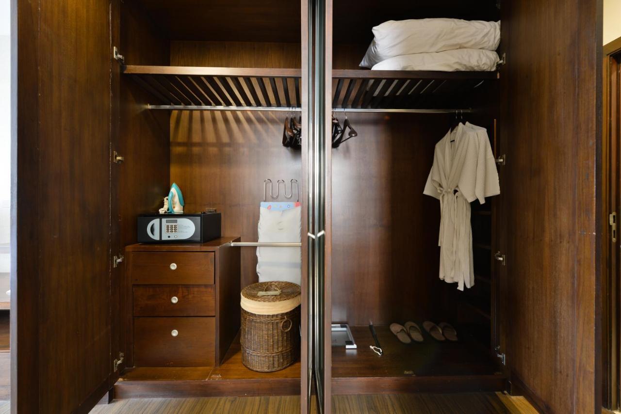 Grand Asoke Suites Boutique Residence Бангкок Экстерьер фото