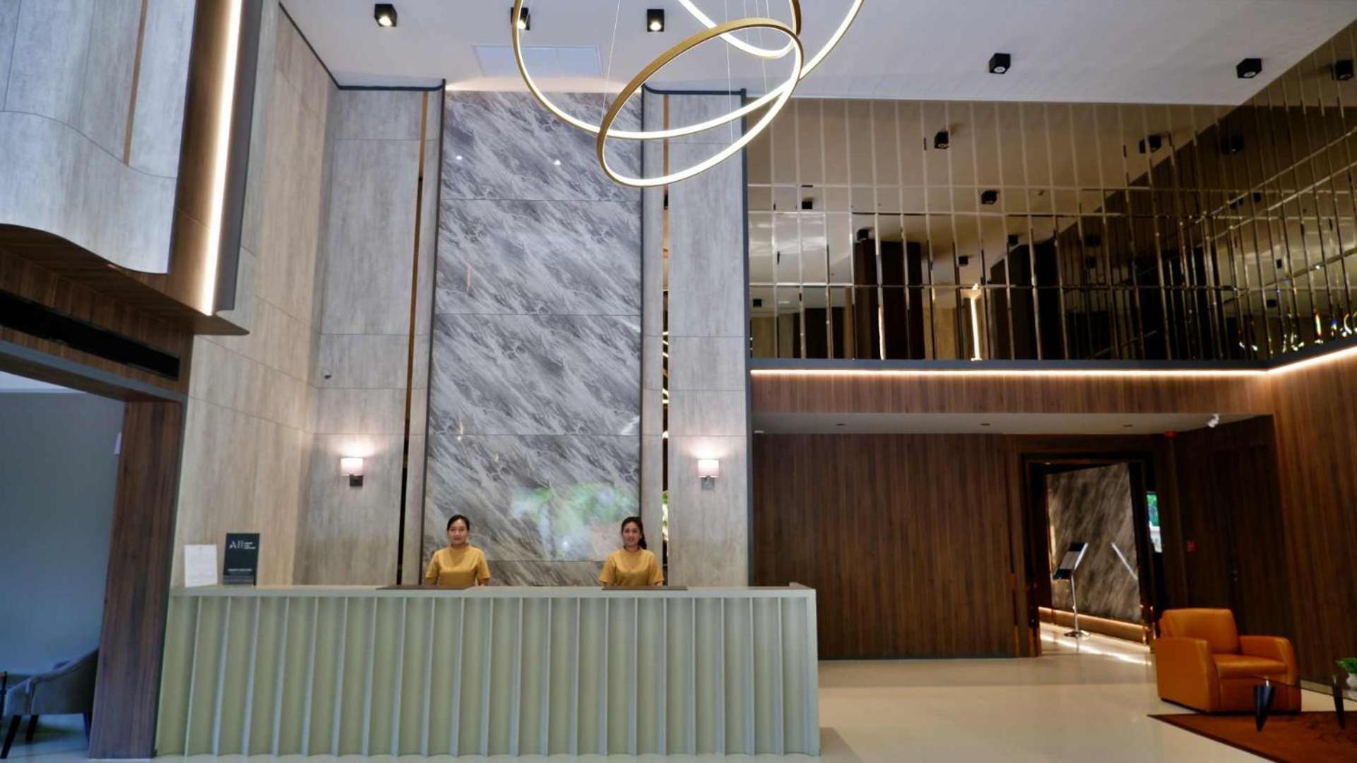 Grand Asoke Suites Boutique Residence Бангкок Экстерьер фото