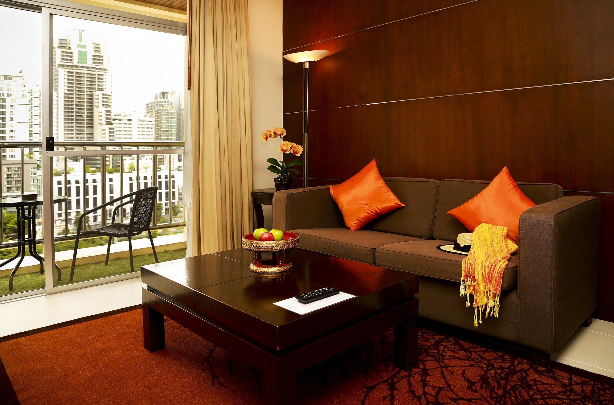 Grand Asoke Suites Boutique Residence Бангкок Экстерьер фото